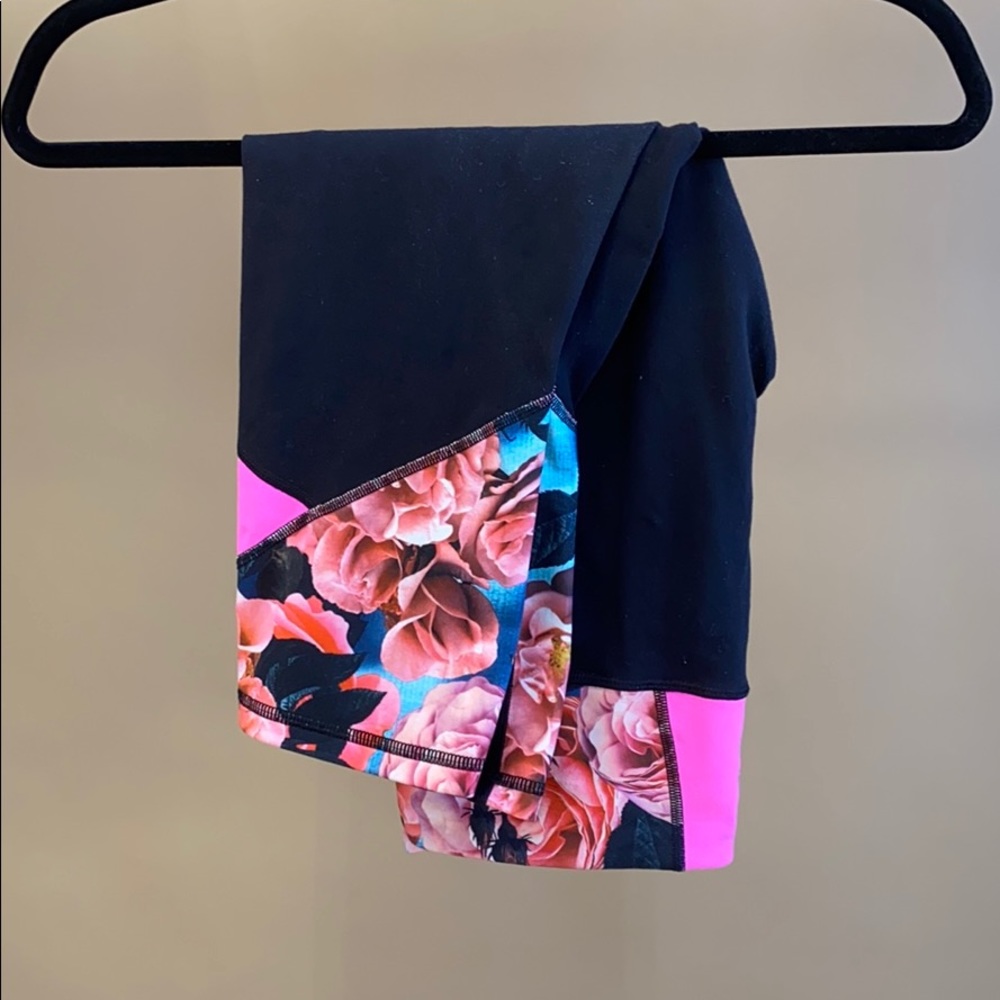 Lululemon Wunder Under Crop